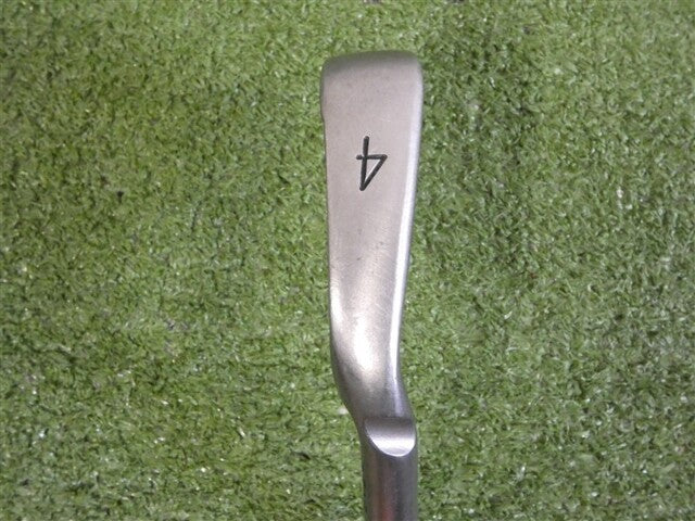 PING i10 4 Iron AWT Stiff Steel Mid Blue Dot .75* Upright +.5"
