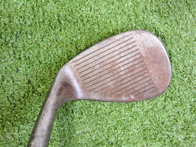 Cleveland 588 RTG 56* Sand Wedge Dynamic Gold Steel +1.75"