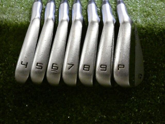TaylorMade 2023 P7MB Forged Irons 4-P Dynamic Gold 105 S300 Stiff Steel