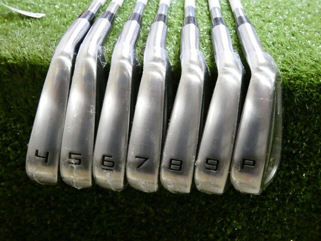 TaylorMade 2024 P7CB Forged Irons 4-P DG Mid 115 S300 Stiff Steel +.5" New