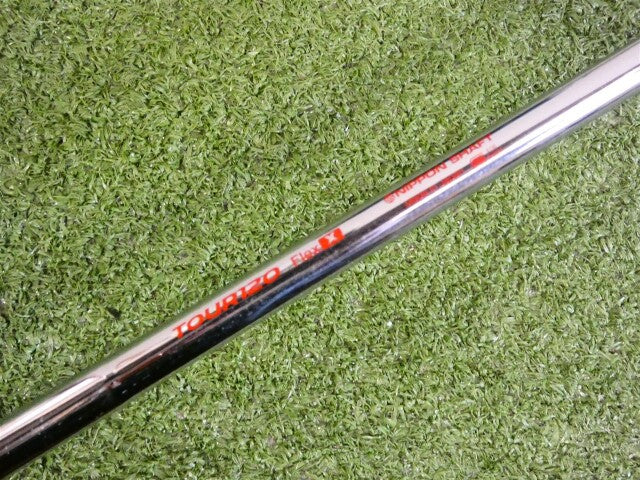Titleist 716 T-MB 17* 2 Iron Utility Hybrid Tour 120 X Extra Stiff Steel