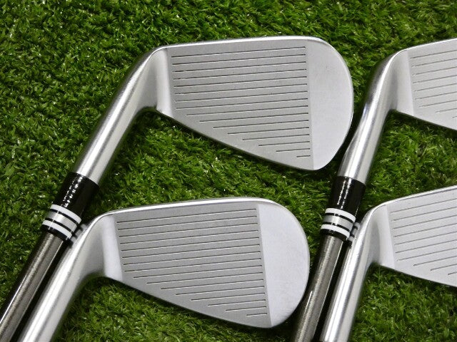 Srixon ZXi5 Irons 6-P SteelFiber fc 80 F3 Regular Graphite +.5" Excellent