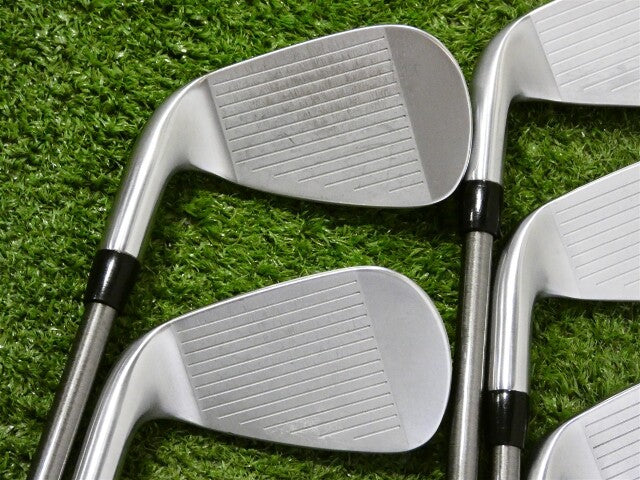 Titleist 2025 T350 Irons 5-P &amp; 48* W SteelFiber i110 cw Stiff Graphite Oversize