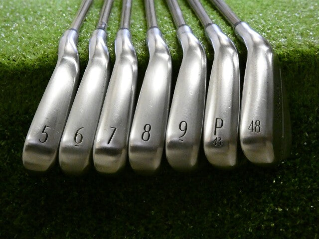 Titleist 2025 T350 Irons 5-P &amp; 48* W SteelFiber i110 cw Stiff Graphite Oversize