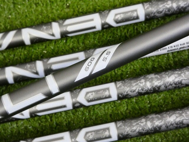 Callaway Quantum Max OS Irons 6-P &amp; A Denali Silver 60g 5.5 Regular Graphite New