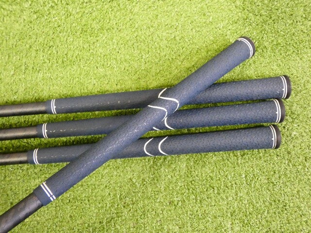 PING G Le3 Womens Irons 8-W &amp; S ULT250 Lite Ladies Graphite Black Dot Excellent