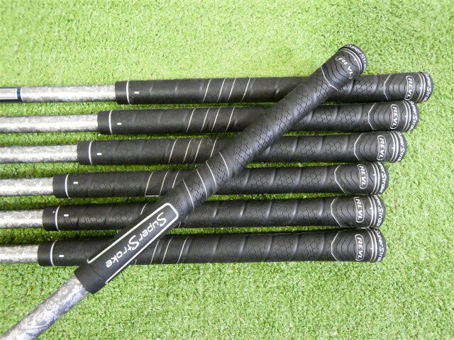 Callaway Quantum Max Irons 5-P &amp; A Denali Charcoal 75g 6.0 Stiff Graphite +.5"