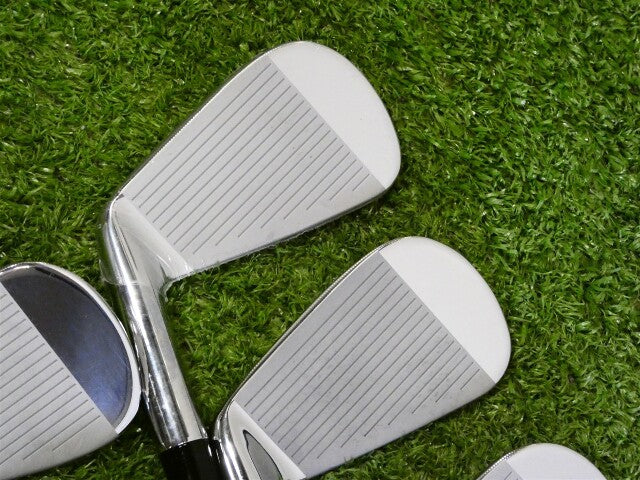 TaylorMade P7TW Tiger Woods Irons 4-P DG X100 X Extra Stiff Steel in Box Mint