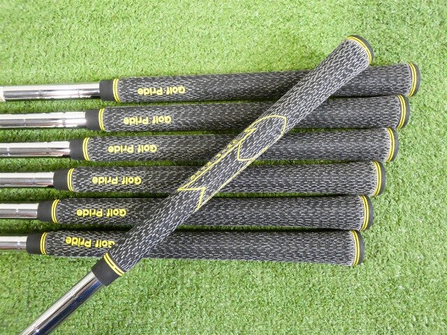 Srixon ZXi7 Forged Custom Irons 4-P Dynamic Gold 105 S300 Stiff Steel Excellent
