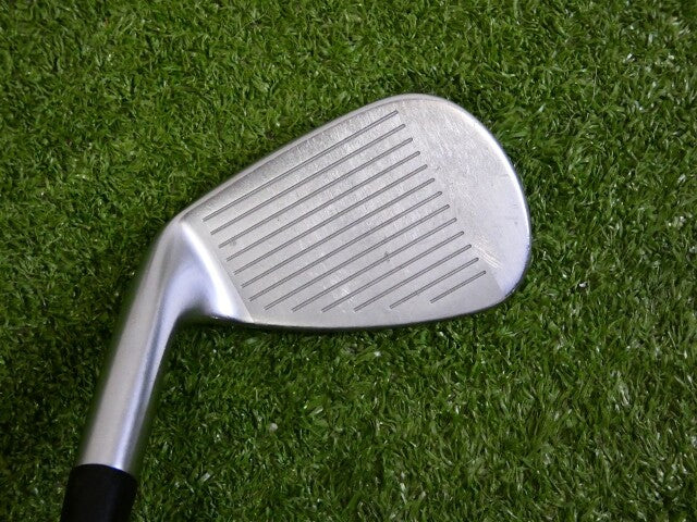 Mizuno JPX 923 Forged 49* Gap Wedge Dynamic Gold 105 S300 Stiff Steel