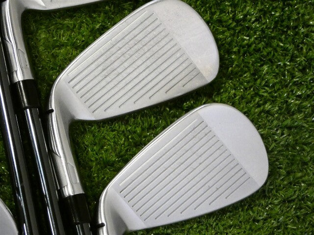 TaylorMade Qi HL Irons 5-P &amp; A Recoil Dart 65 F2 Senior Graphite Mid