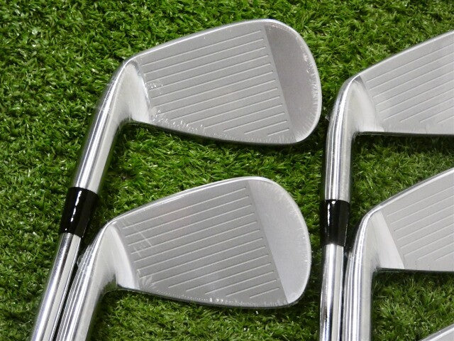 Mizuno Pro M-15 Forged Irons 4-P &amp; G AMT Silver Stiff Steel New