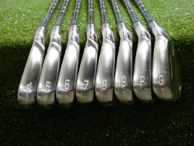 Mizuno Pro M-15 Forged Irons 4-P &amp; G AMT Silver Stiff Steel New