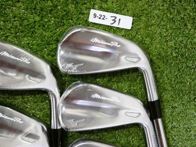 Mizuno Pro M-15 Forged Irons 4-P &amp; G AMT Silver Stiff Steel New