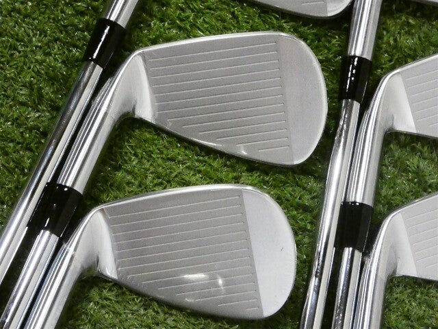 Mizuno Pro M-15 Forged Irons 4-P &amp; G AMT Silver Stiff Steel New