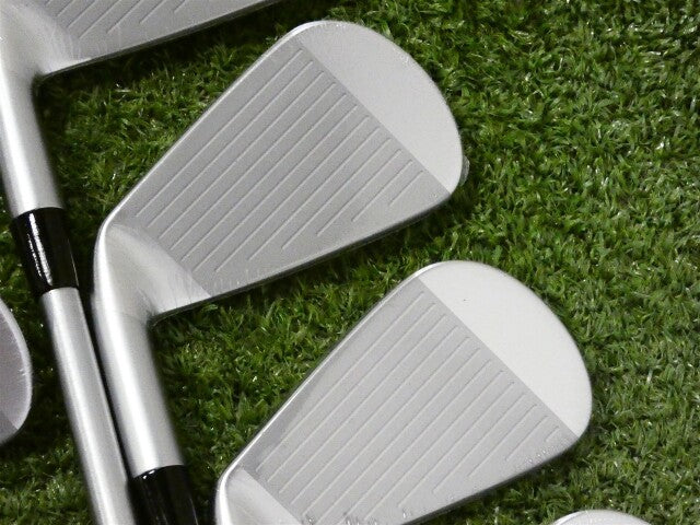 Mizuno JPX 925 Forged Irons 4-P &amp; G KBS Tour C-Taper Lite 110 Stiff Steel New