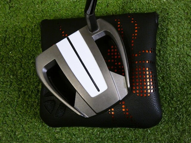 TaylorMade Spider Tour V 