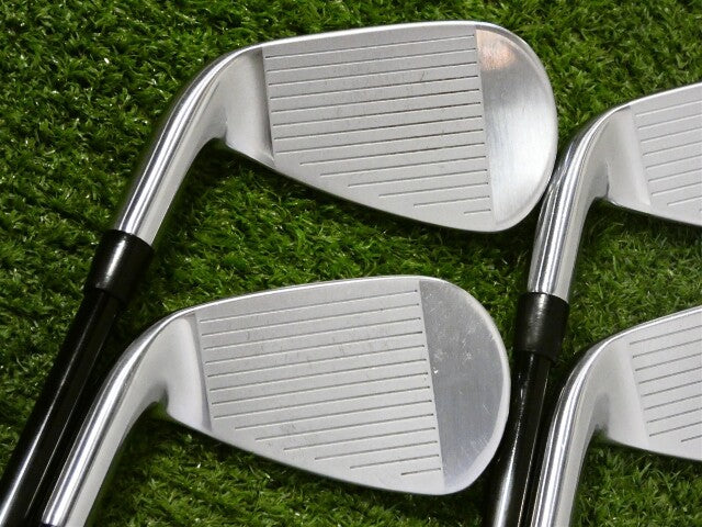 Titleist 2023 T350 Irons 6-9 (No P Wedge) Tensei AV Regular Graphite Excellent