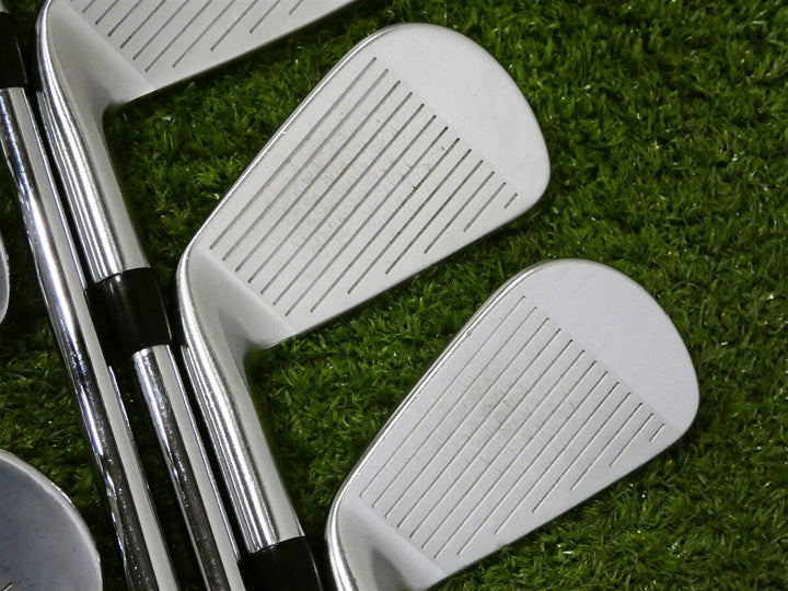 Titleist T100 Forged Irons 4-P NS Pro Modus 3 Tour 120 X Extra Stiff Steel