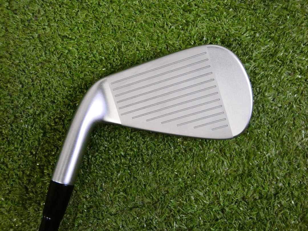 Mizuno JPX 925 Forged 4 Iron MMT 85 Stiff Graphite New