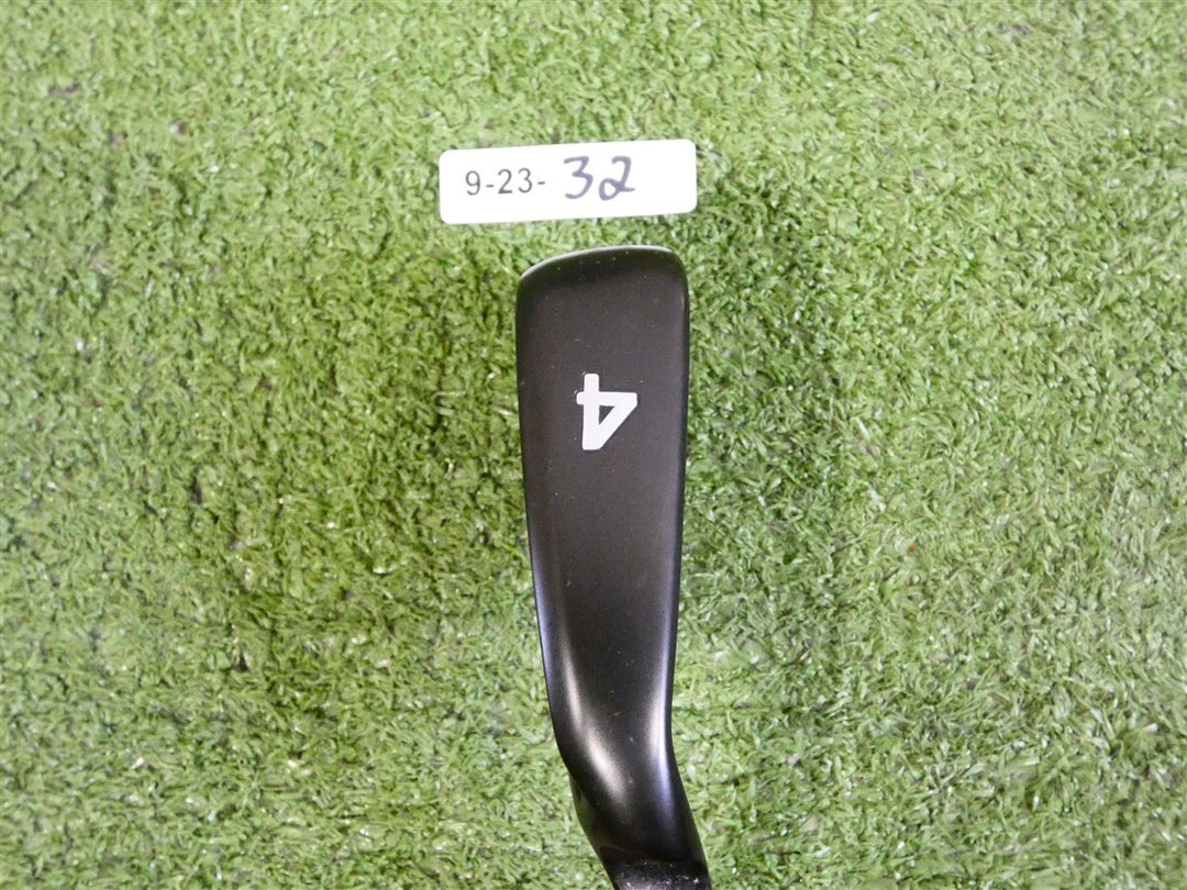PING G425 Crossover 22.5* 4 Iron Utility Hybrid 70 Regular Graphite Black Dot