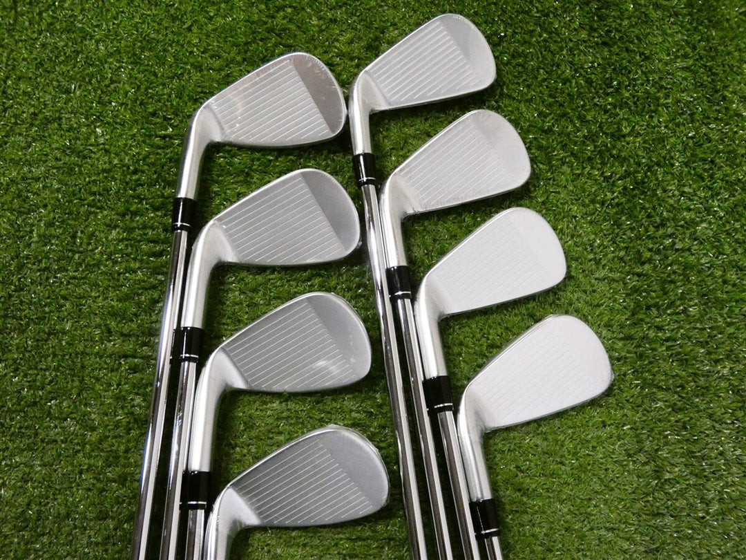 Callaway Apex 21 Forged Irons 4-P &amp; A Elevate MPH 95 Regular Steel New