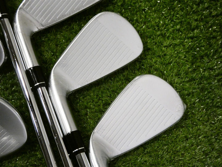 Callaway Apex 21 Forged Irons 4-P &amp; A Elevate MPH 95 Regular Steel New