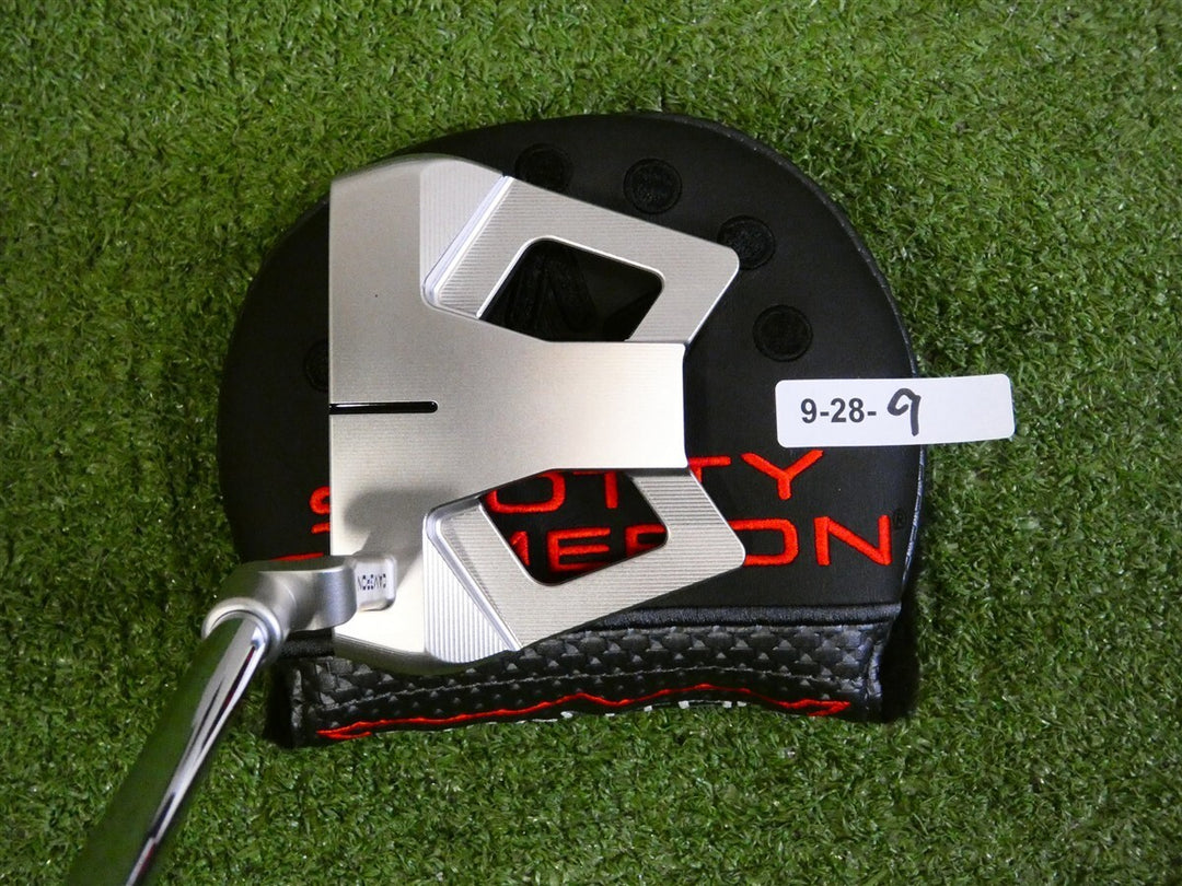 Titleist Scotty Cameron 2026 Phantom 9.2R 35" Putter with Headcover New