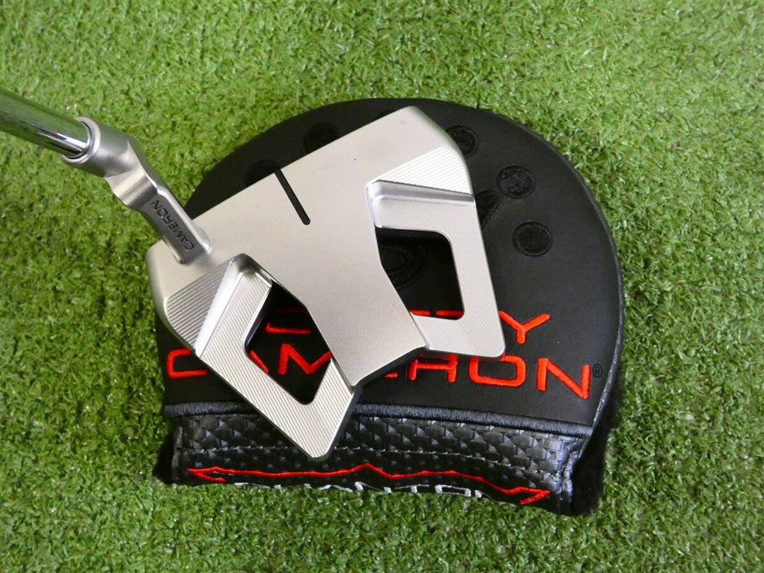 Titleist Scotty Cameron 2026 Phantom 9.2R 35" Putter with Headcover New