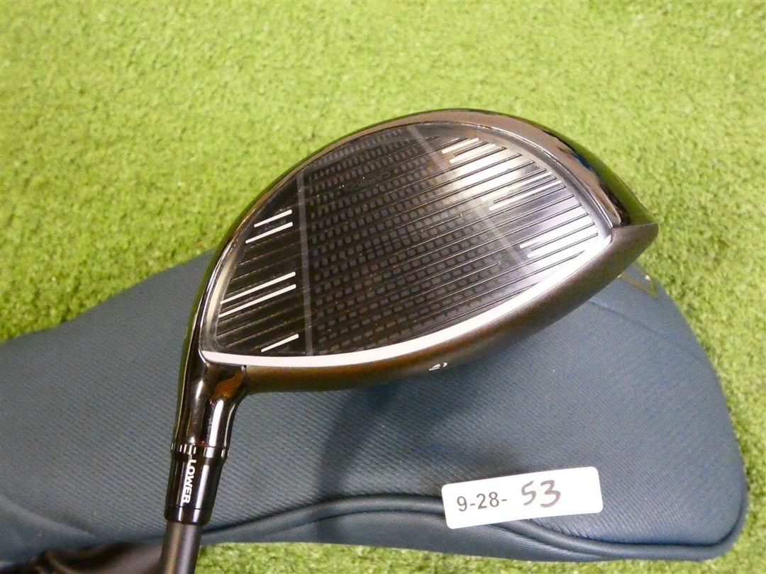 TaylorMade Qi4D 9* Driver REAX Mid Rotation Blue 50 Stiff Graphite with HC Mint