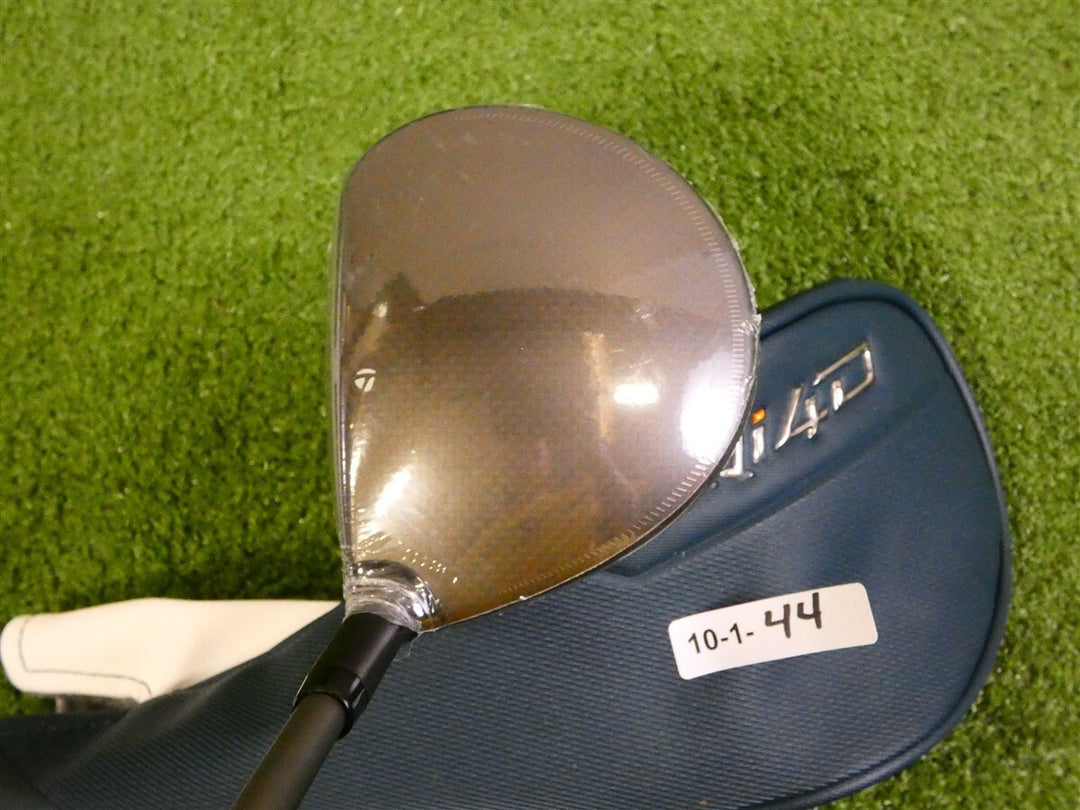 TaylorMade 2026 Qi4D Max Lite 21* Womens 7 Wood REAX 40 Ladies Graphite w HC New