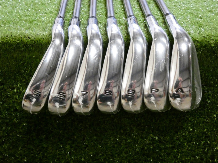 Callaway Elyte HL Irons 5-P &amp; A Denali Charcoal 65g 5.5 Regular Graphite +1" New