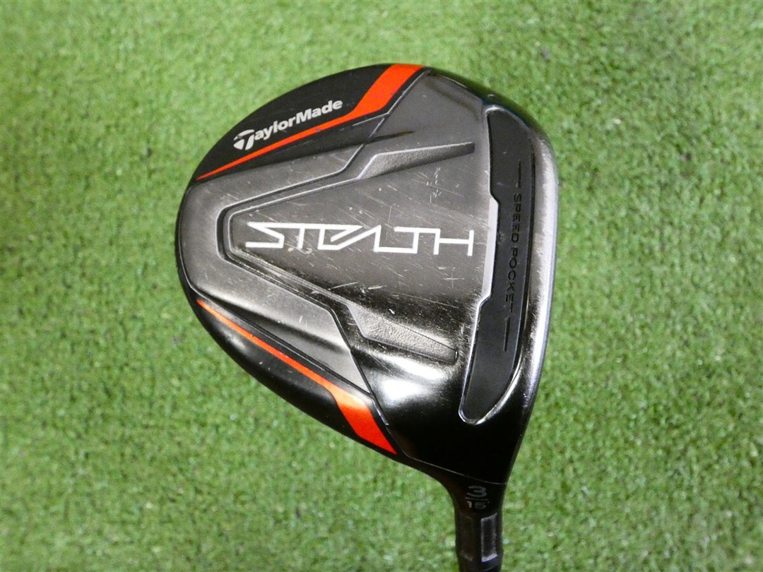 TaylorMade Stealth 15* 3 Wood Ventus Red 5 A Senior Graphite with Midsize Grip