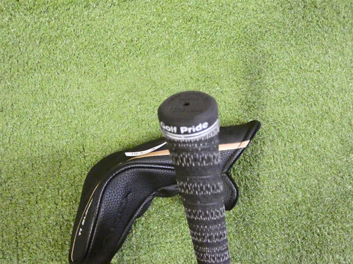 Callaway Apex Ti Super 18* 3 Hybrid MMT 70 A Senior Graphite w HC Mid Excellent