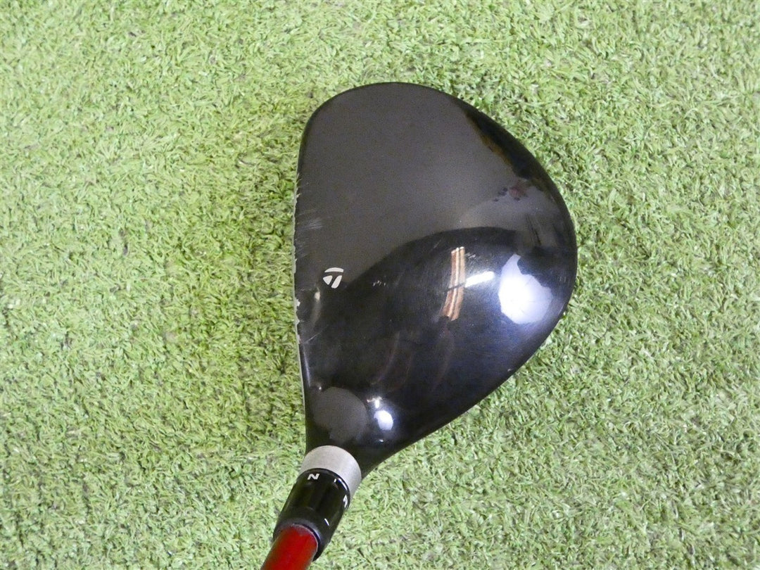 TaylorMade R9 17* 4 Wood Fujikura Motore 70 Regular Graphite