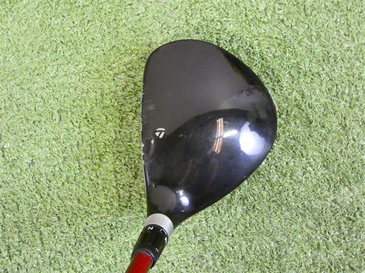 TaylorMade R9 17* 4 Wood Fujikura Motore 70 Regular Graphite