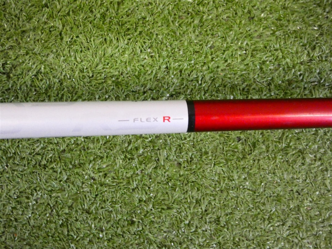 TaylorMade R9 17* 4 Wood Fujikura Motore 70 Regular Graphite