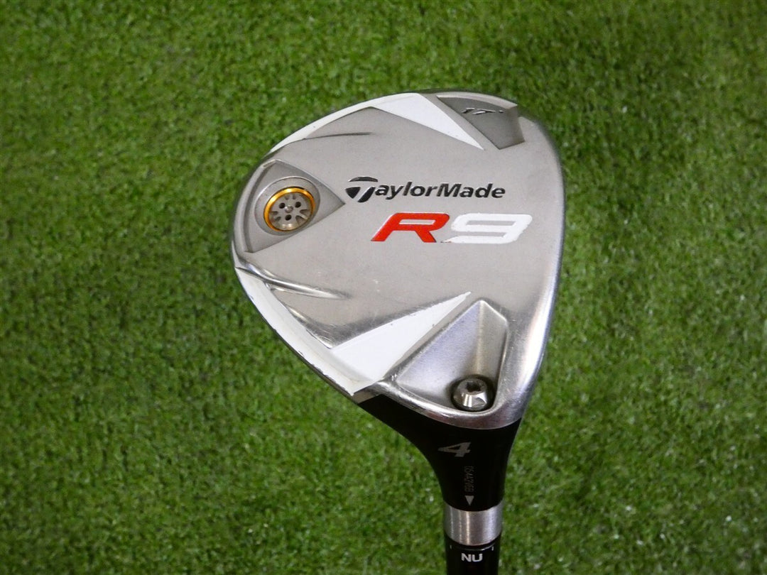 TaylorMade R9 17* 4 Wood Fujikura Motore 70 Regular Graphite