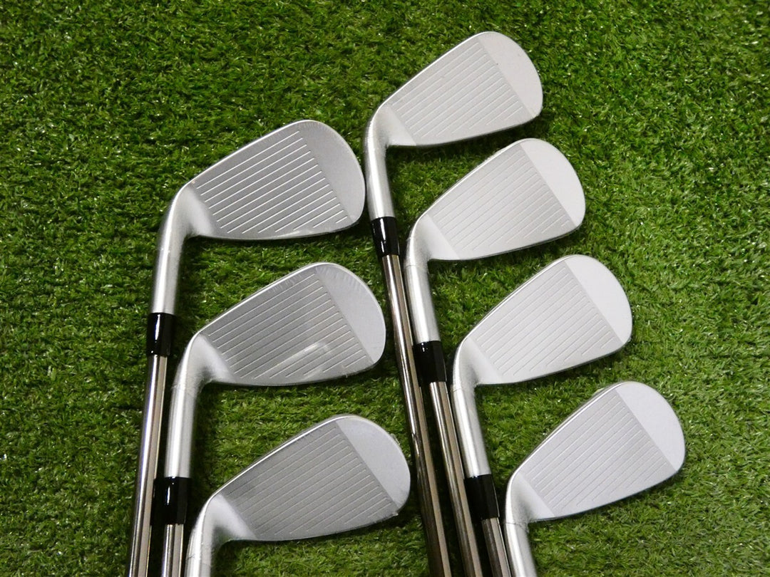Mizuno JPX 923 Hot Metal HL Irons 5-P &amp; G Recoil ESX 460 F3 Regular Graphite New
