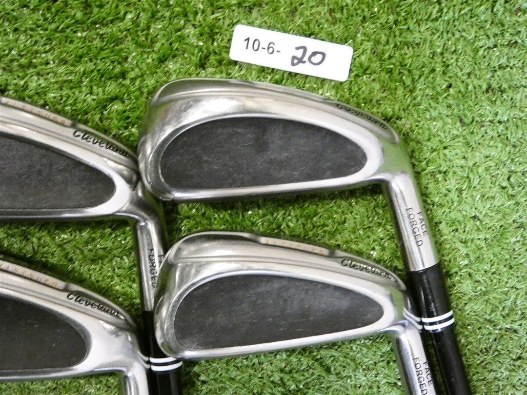 Cleveland 588 Altitude Irons 6-9 (No P) ActionLite 55 A Senior Graphite Mid