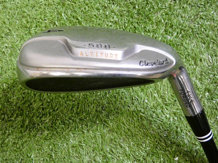 Cleveland 588 Altitude 4 Iron ActionLite 55 A Senior Graphite Mid