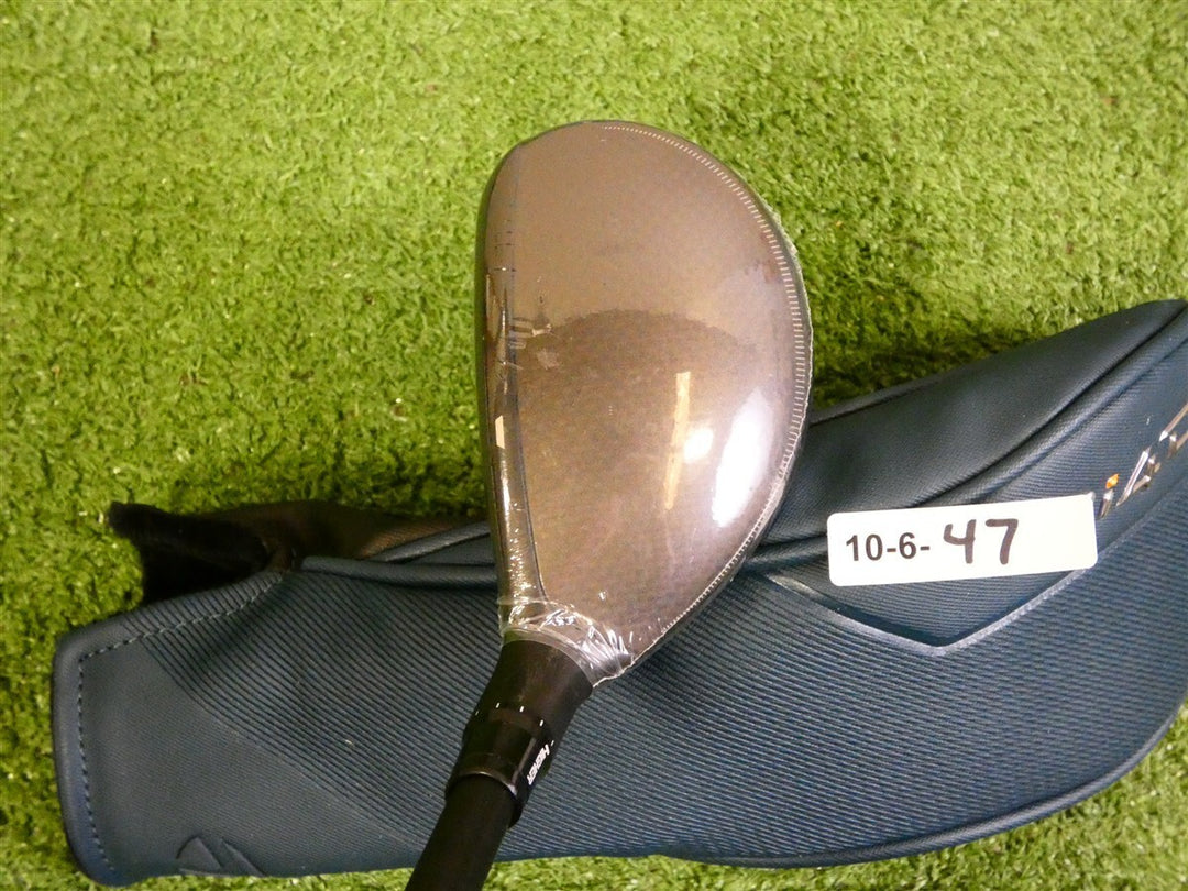TaylorMade 2026 Qi4D 19* 3 Hybrid Rescue REAX 75 Stiff Graphite w Headcover New