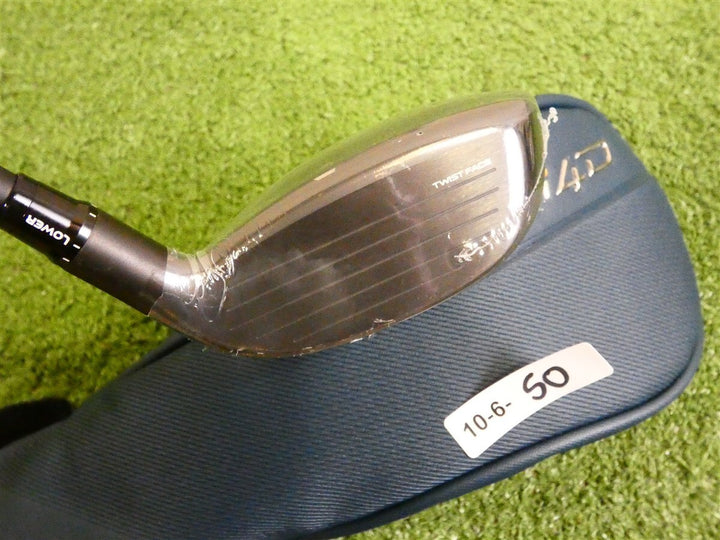 TaylorMade Qi4D 22* Left Hand 4 Hybrid Rescue REAX 65 Regular Graphite w HC New