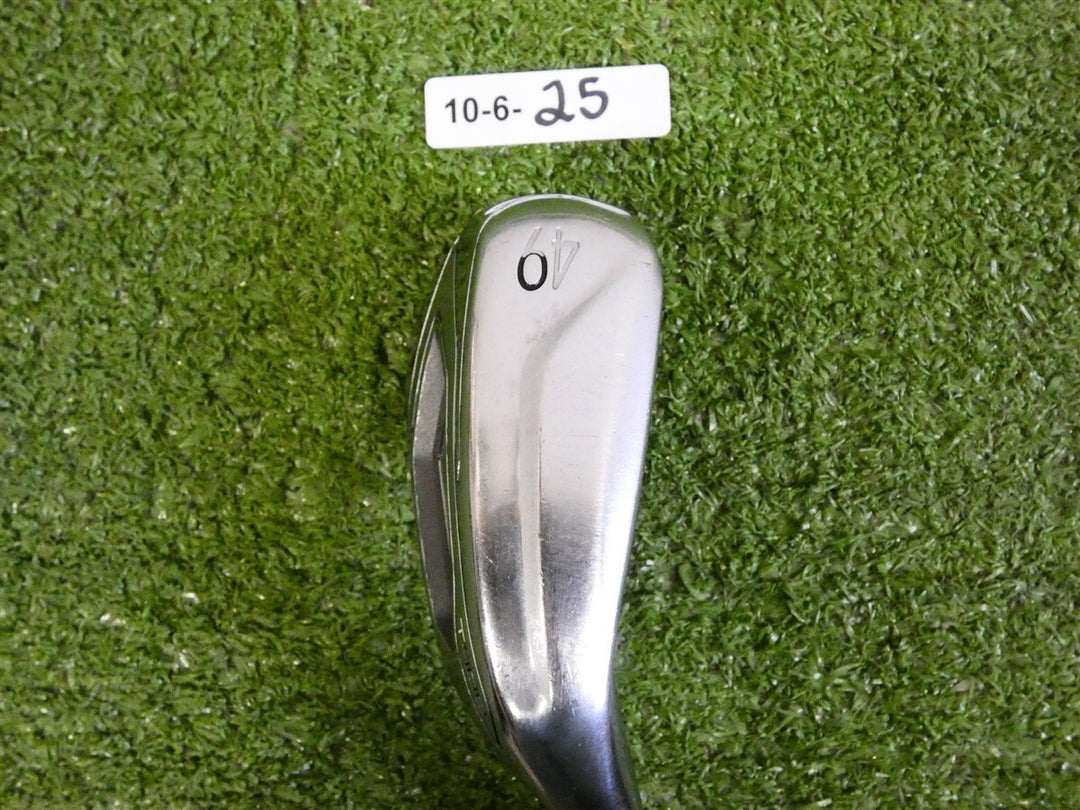 Titleist T400 49* W2 Wedge Fujikura Pro 75 R2 Senior Pured Graphite
