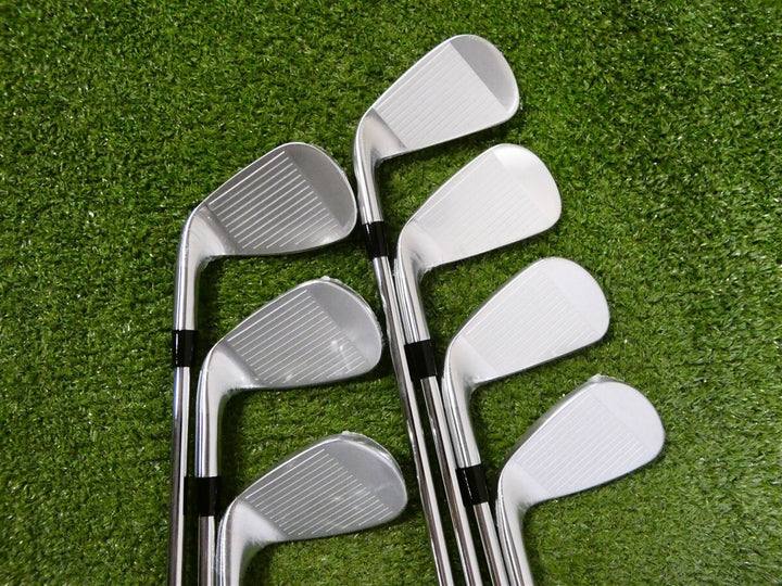 Callaway Quantum Max Irons 5-P &amp; A KBS Max 90 Regular Steel New