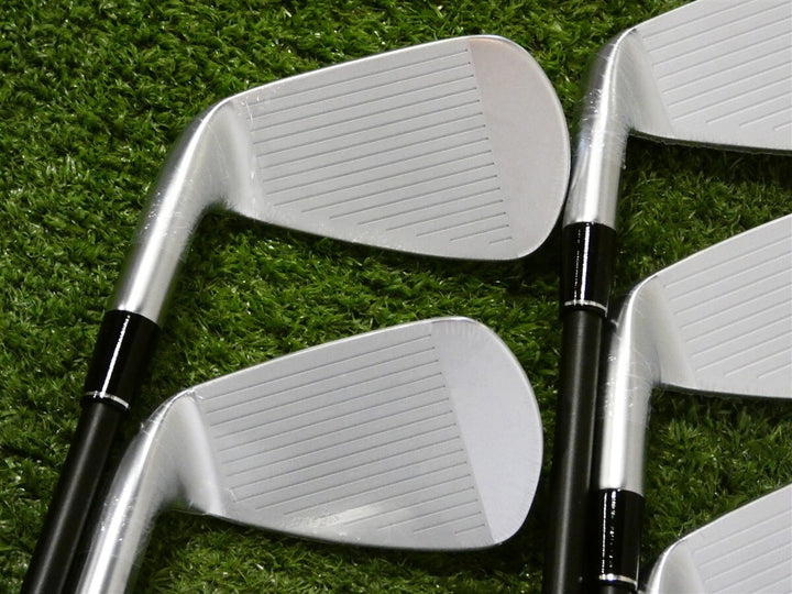 Srixon ZXiR Irons 5-P &amp; A KBS PGI 60 Regular Graphite New