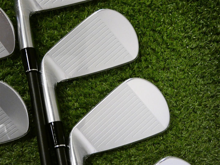 Srixon ZXi5 Forged Irons 5-P &amp; A KBS TGI Tour 60 Regular Graphite New