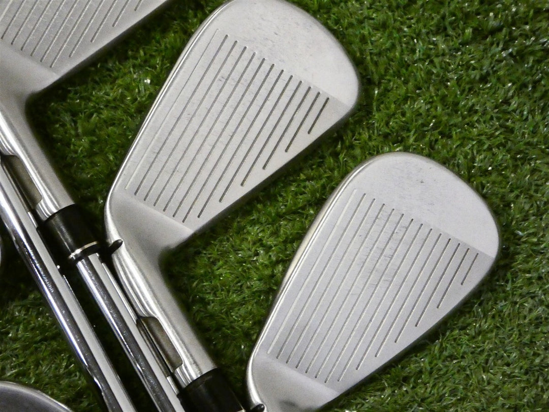 TaylorMade M5 Irons 5-P &amp; A XP 100 R300 Regular Steel Mid