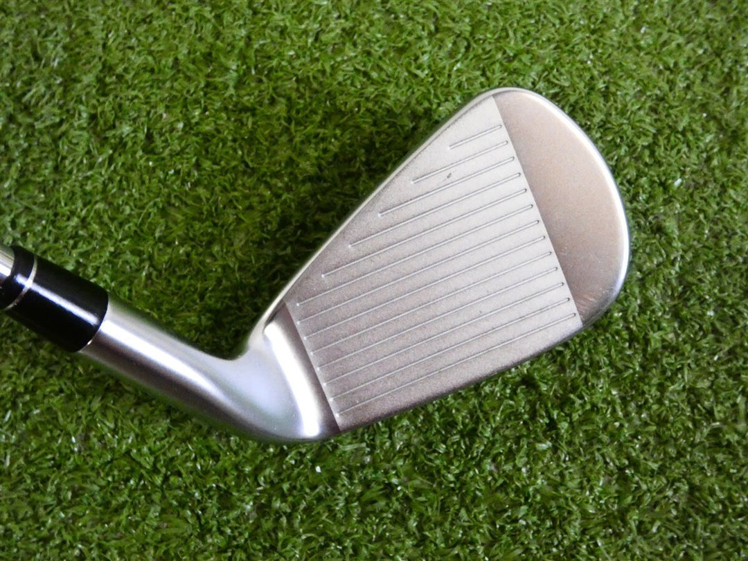 Callaway Apex Ai300 Forged Left Hand 7 Iron DG Mid 90 R300 Regular Steel Mint