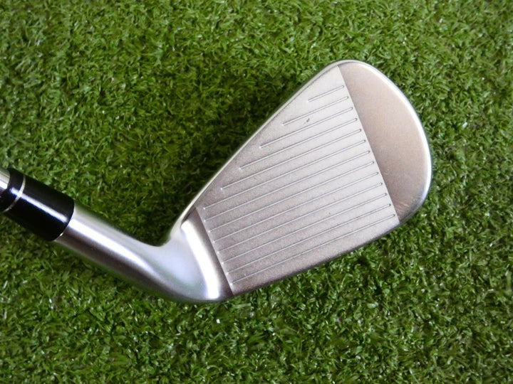 Callaway Apex Ai300 Forged Left Hand 7 Iron DG Mid 90 R300 Regular Steel Mint